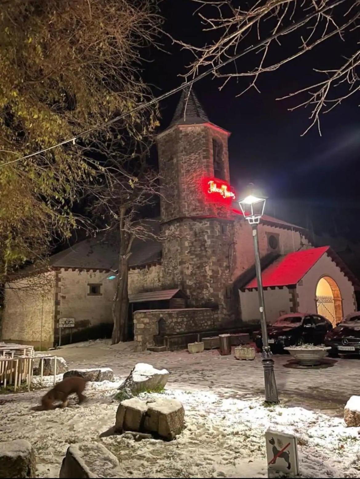 Apartahotel Canfranc Exteriér fotografie